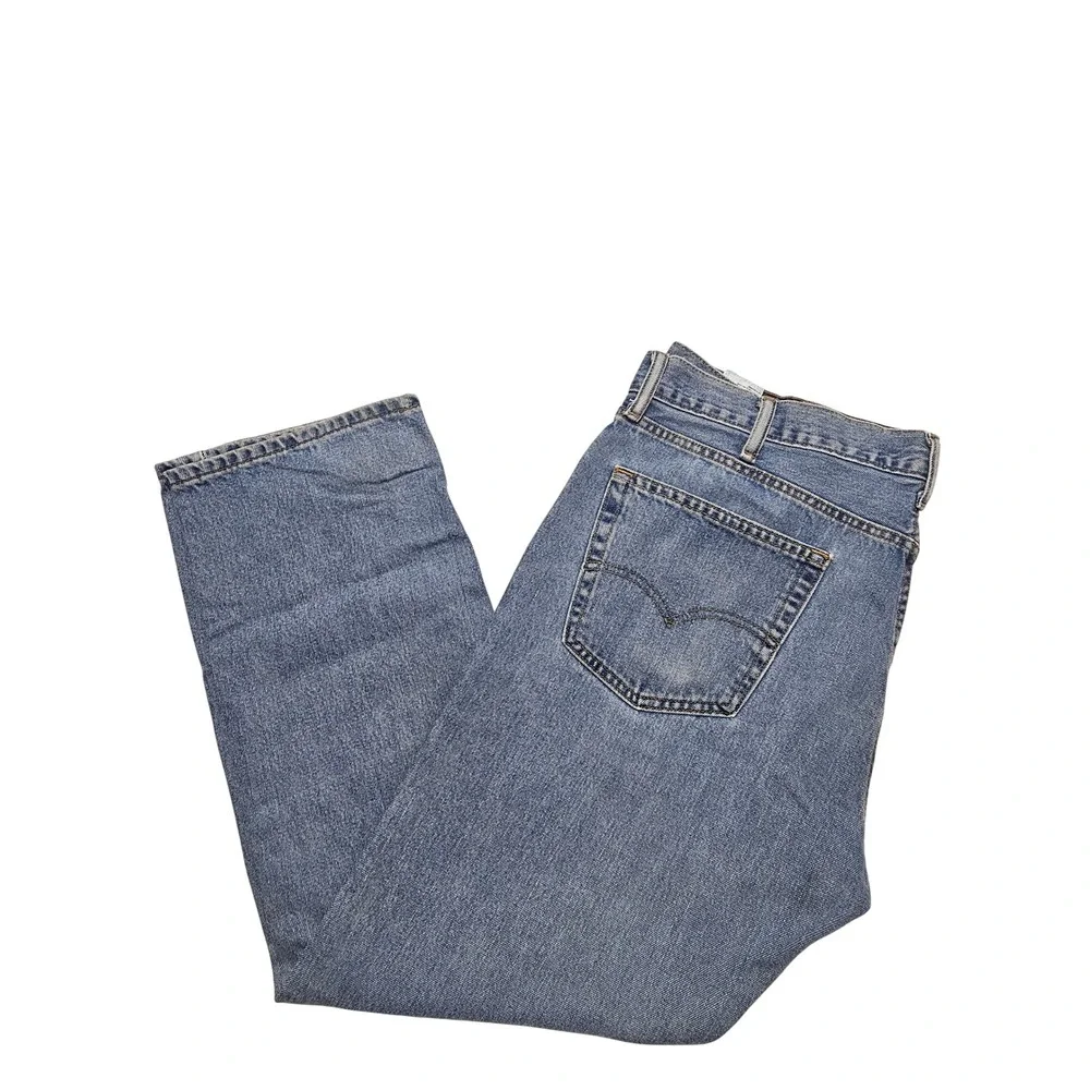 Levis 505 Regular Fit Straight Leg Blue Denim Jeans Mens 40x30 Medium Wash - Picture 2 of 6